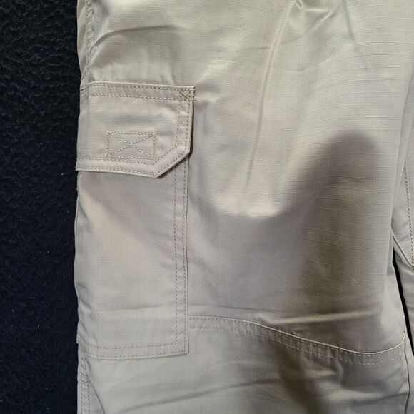 5.11 Tactical Series Men 32 Pants Beige DuPoint Teflon Fabric Protector Lot of 2 - Picture 10 of 10